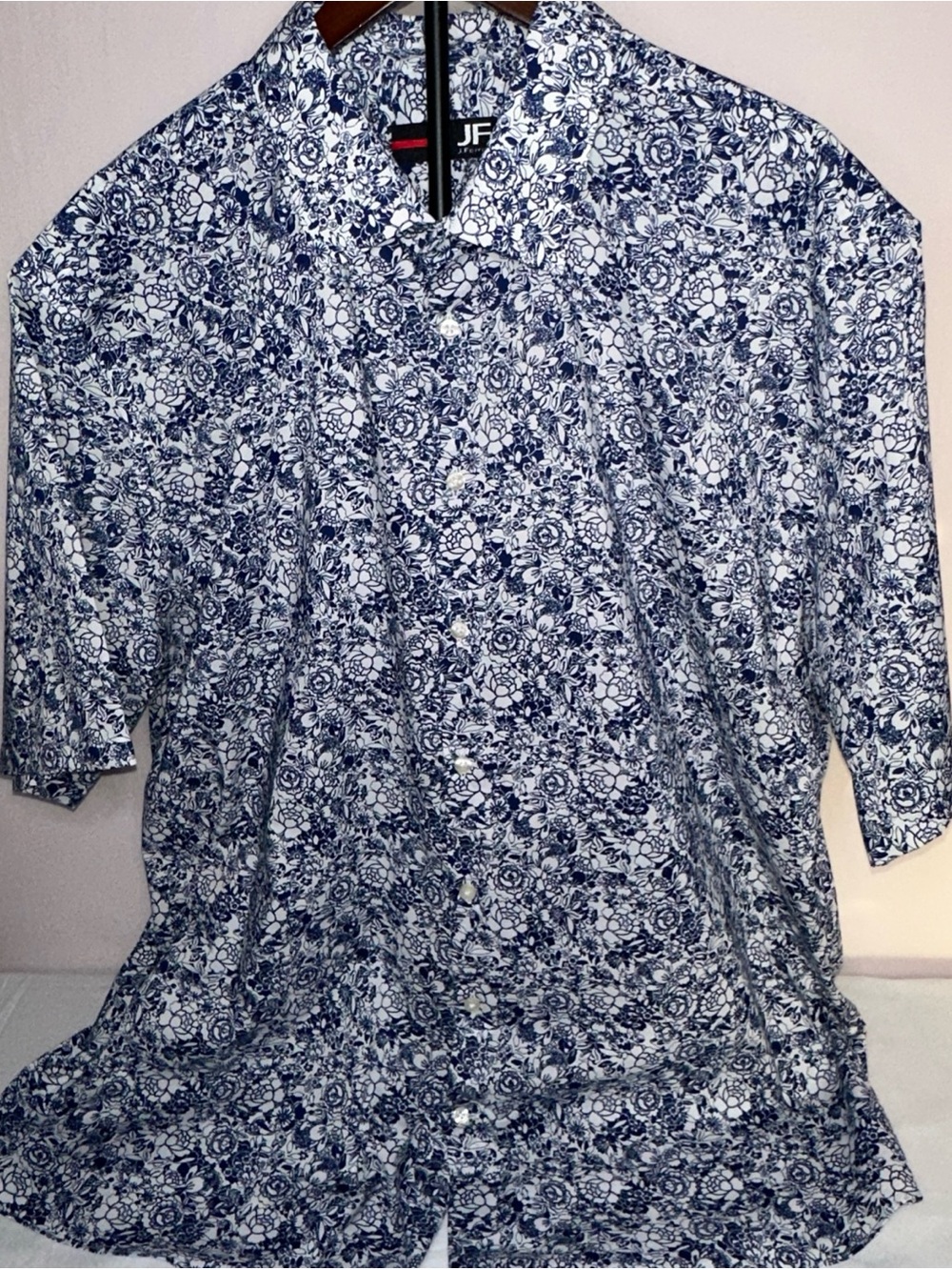 jf j.ferrar Navy & White Floral Button-Down Shirt